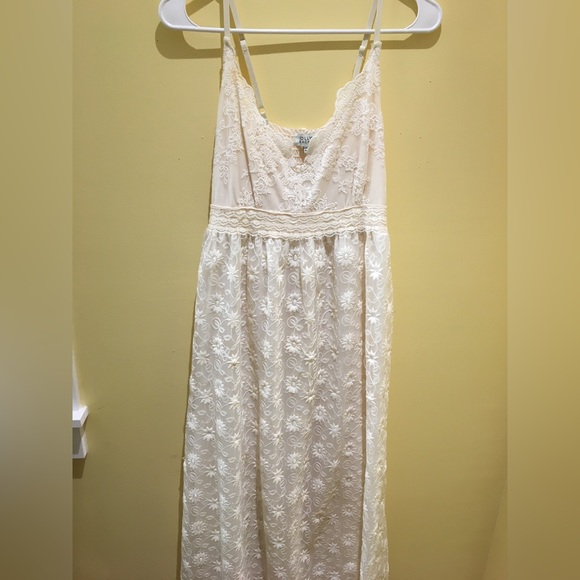 Molly Bracken Gold/White Chevron Print Iridescent Maxi Dress